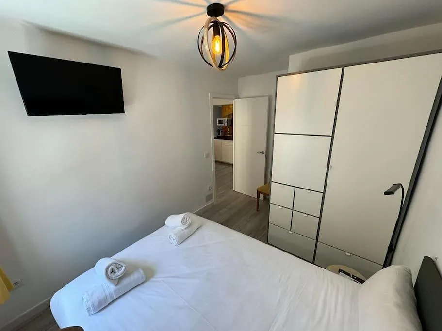 Shelter In Malaga - C1 Apartman